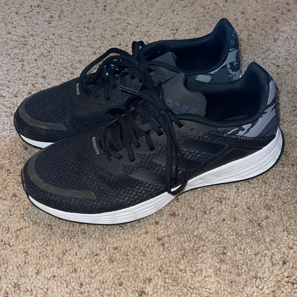 Men’s Adidas Tennis Shoes